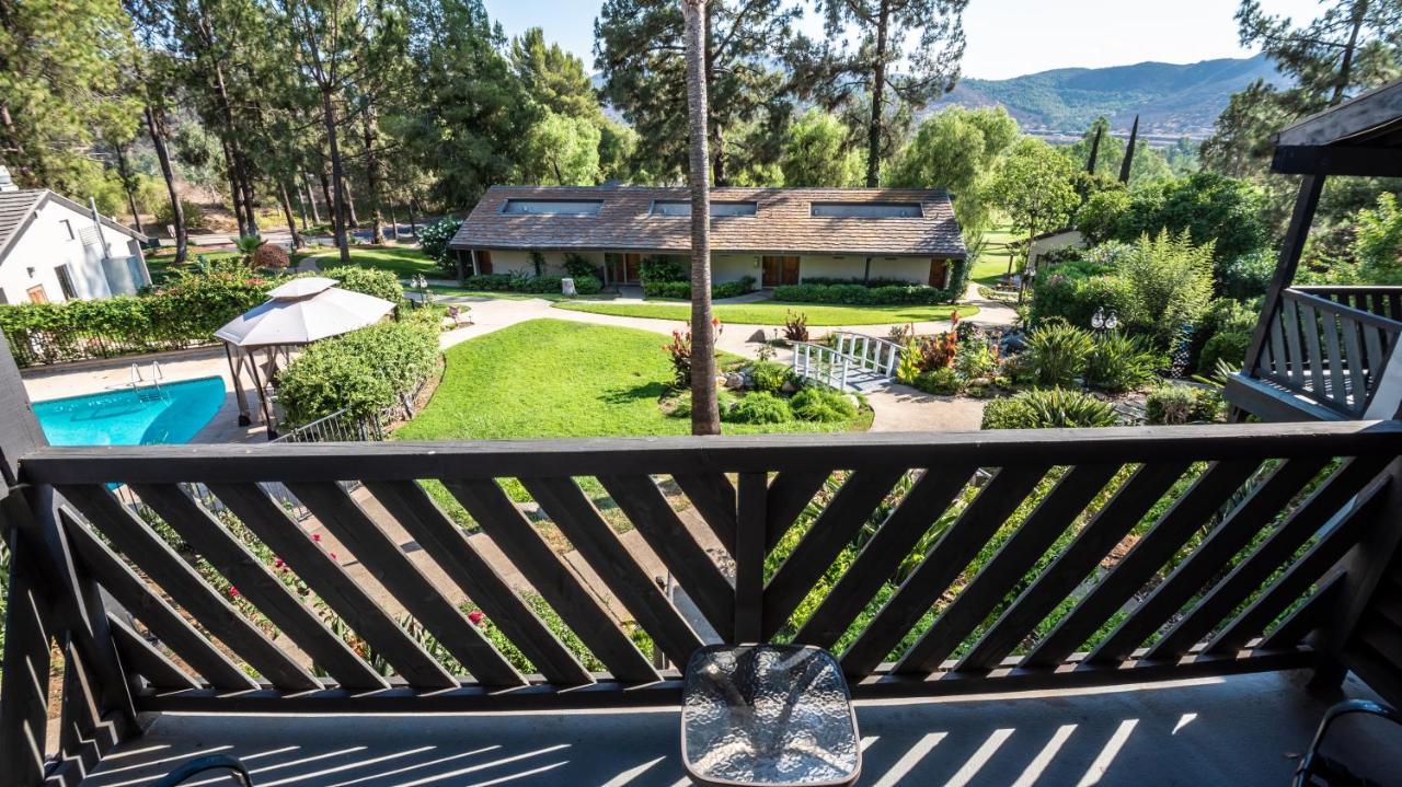 Tuscany Hills Retreat Ескондидо Екстериор снимка
